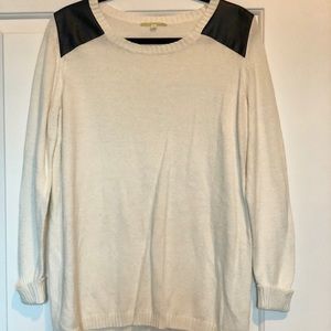 Gianni Bini cream colored sweater